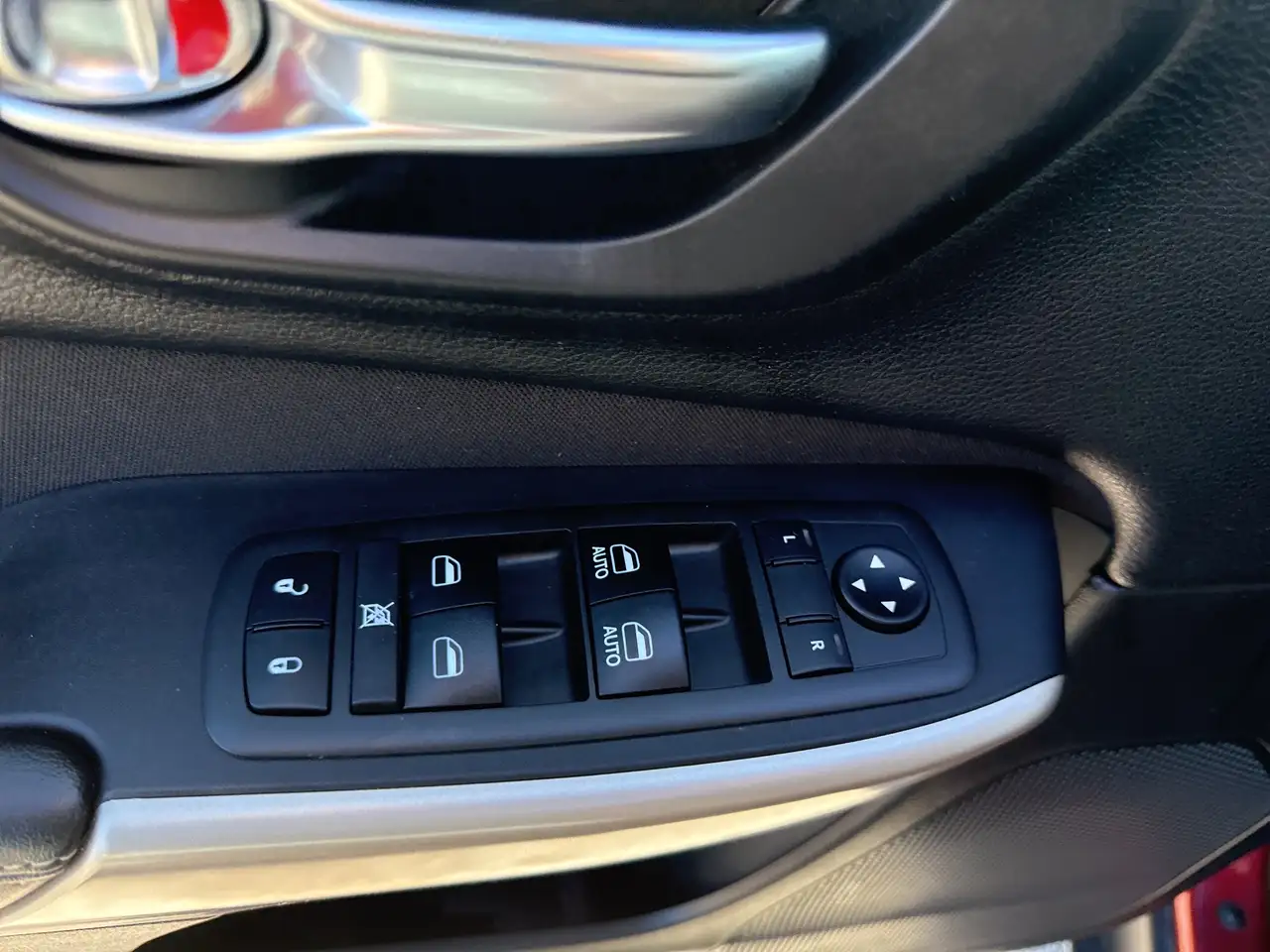 Jeep Cherokee снимка Jeep Cherokee