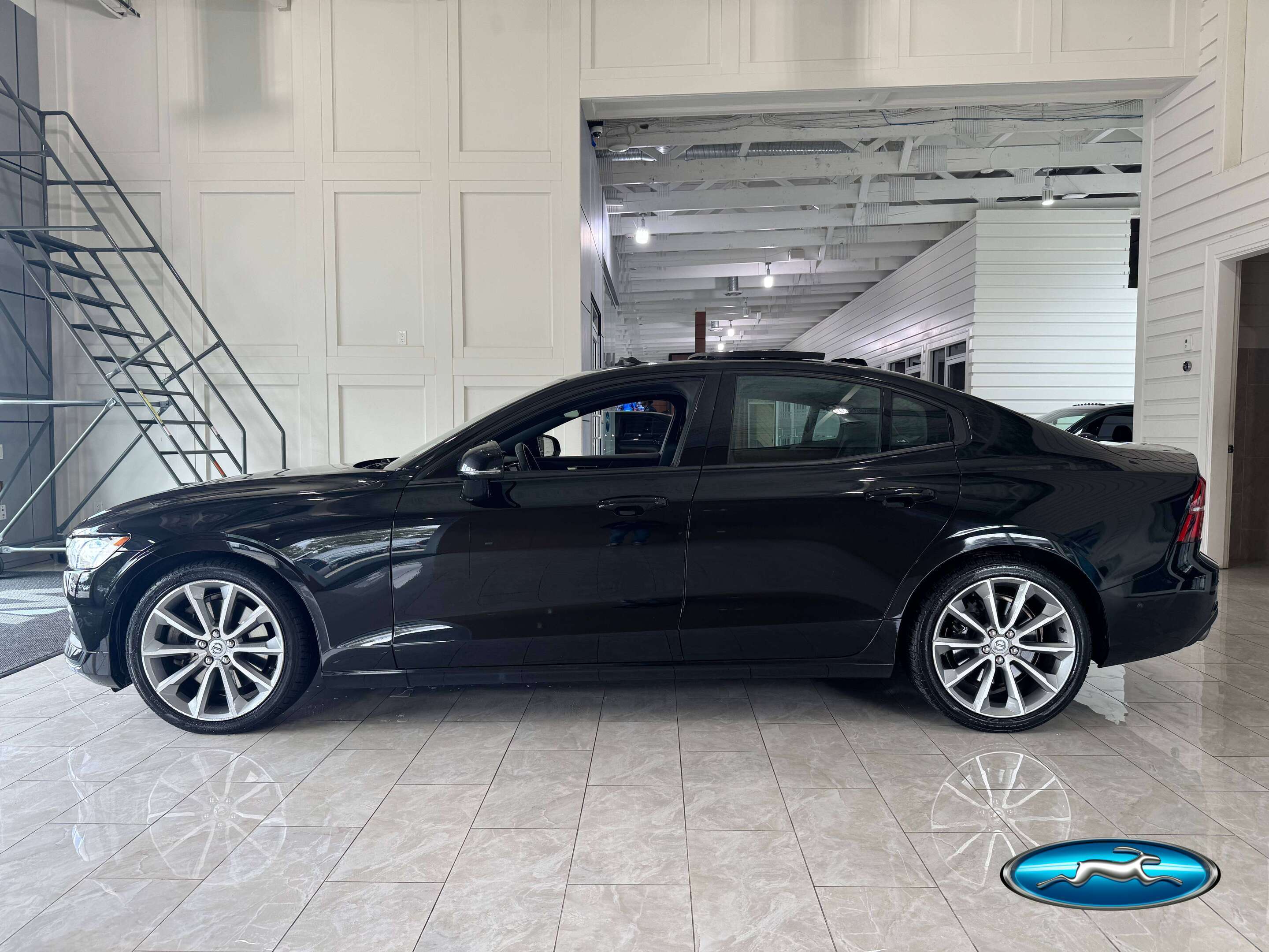 2019 Volvo S60 T6 Momentum AWD