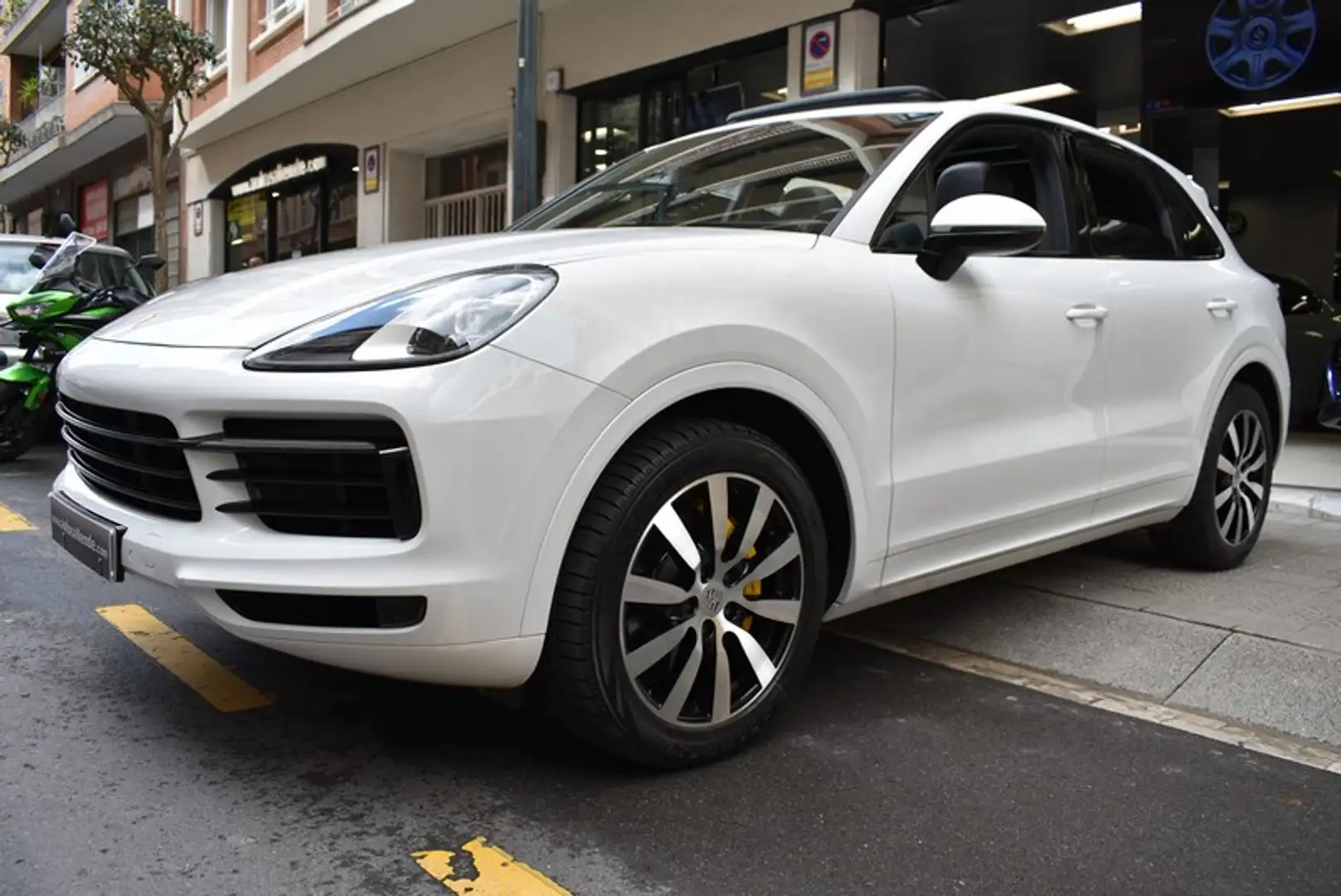 Porsche Cayenne Aut. Blanco - 2