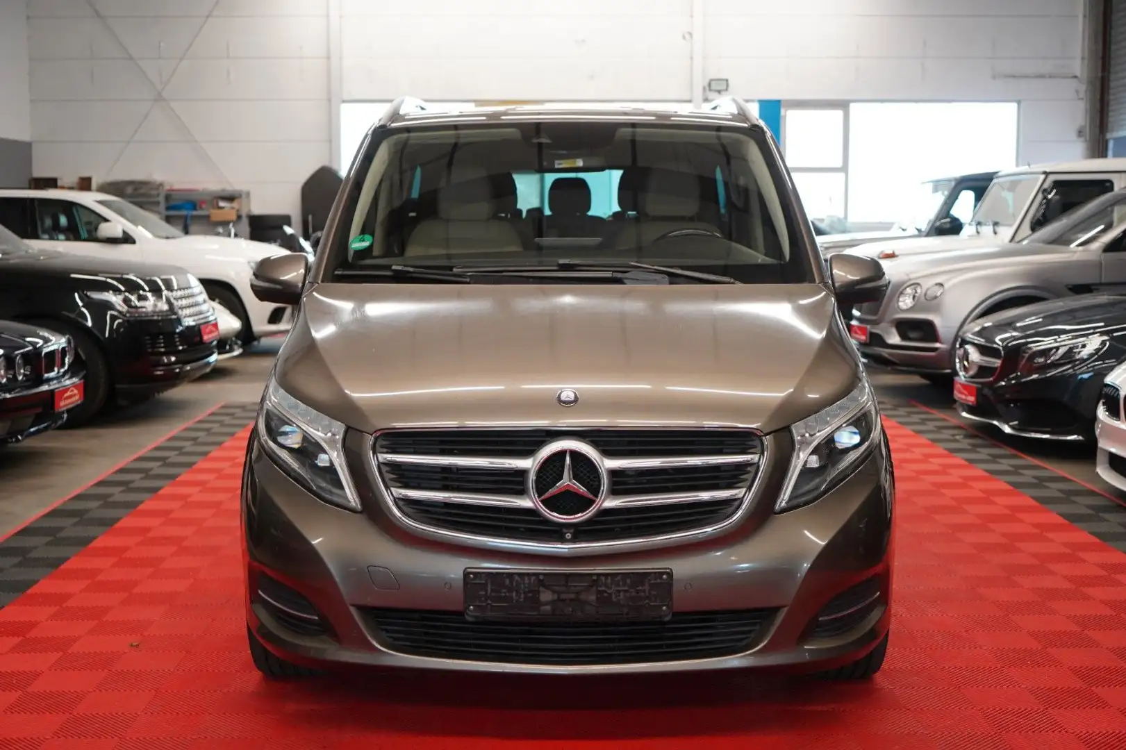 Mercedes-Benz V 250 V250d Avantgarde Lang Version *7 Sitzer* Gri - 2