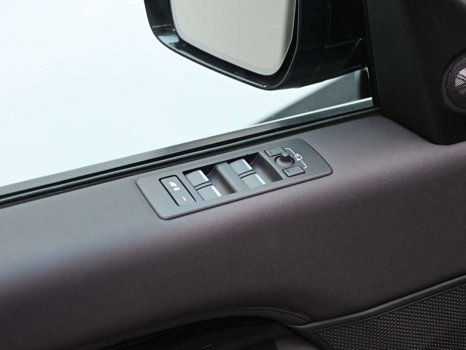2023 Land Rover Discovery P360/5 YRS 160KM CPO INCLUDED!!!! thumb 12