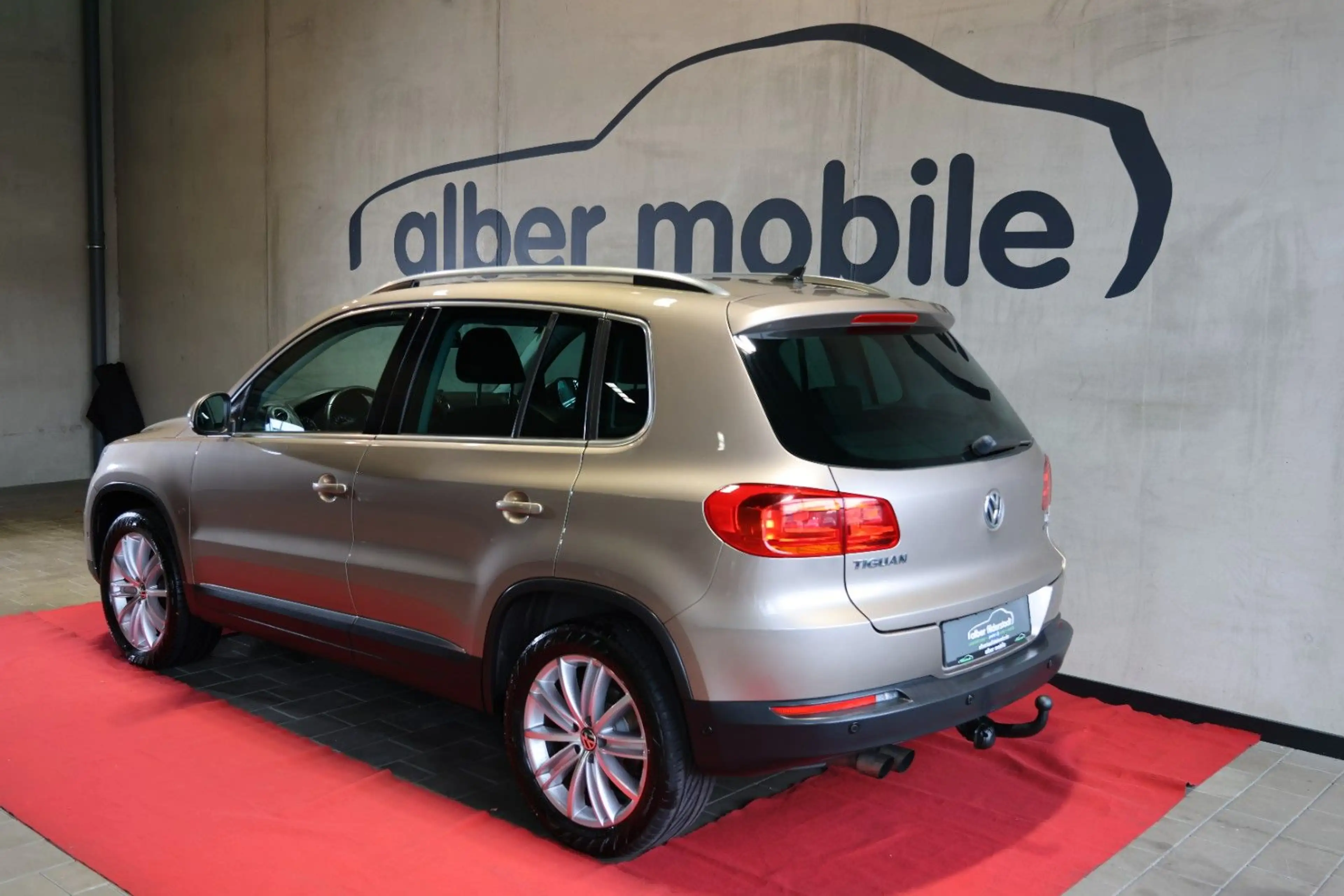 Volkswagen Tiguan Sport & Style 4Motion AHK Alcantara — photo 3
