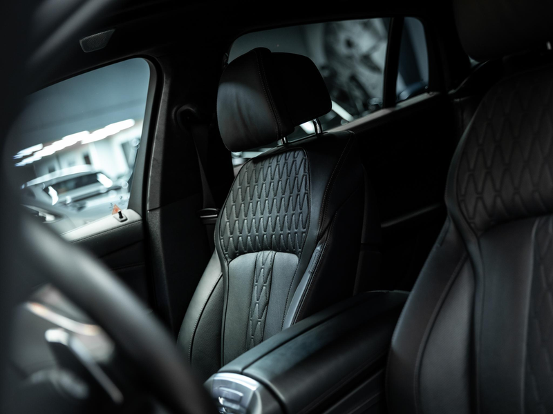 BMW X6 M50i High Executive — photo 26