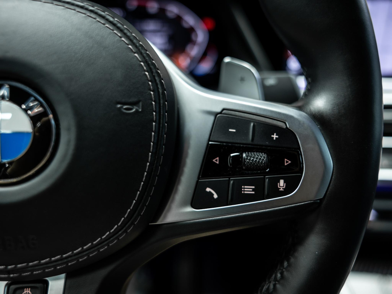 BMW X6 M50i High Executive — photo 37