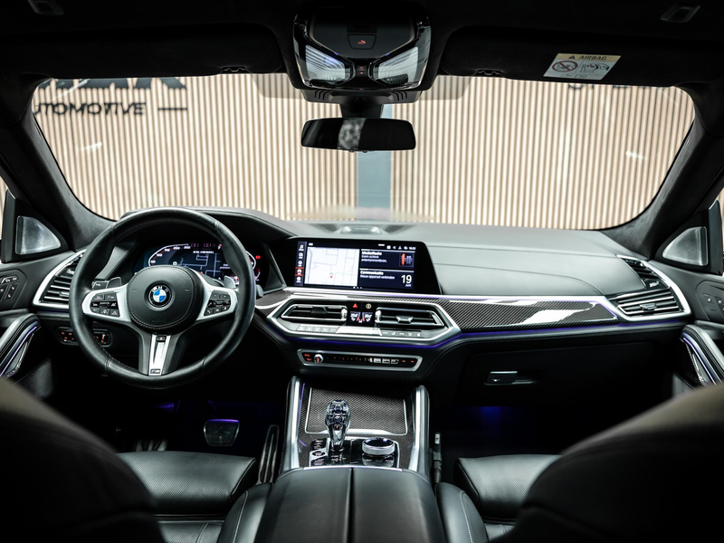 BMW X6 M50i High Executive — photo 19
