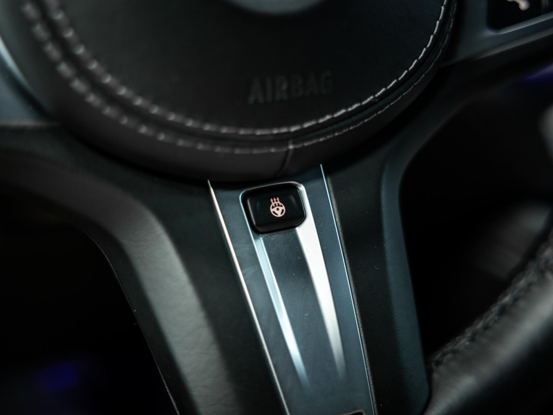 BMW X6 M50i High Executive — photo 39