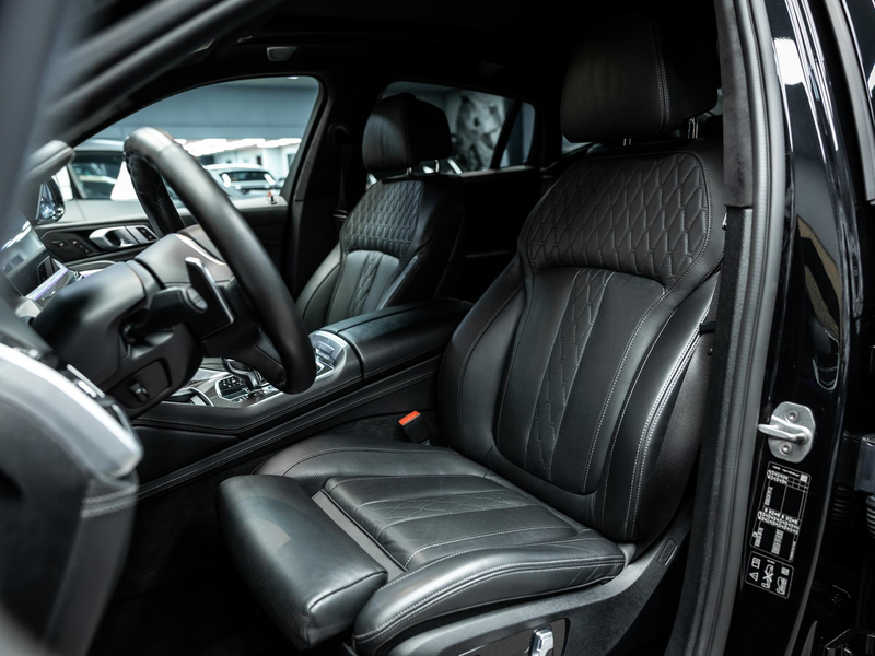BMW X6 M50i High Executive — photo 3