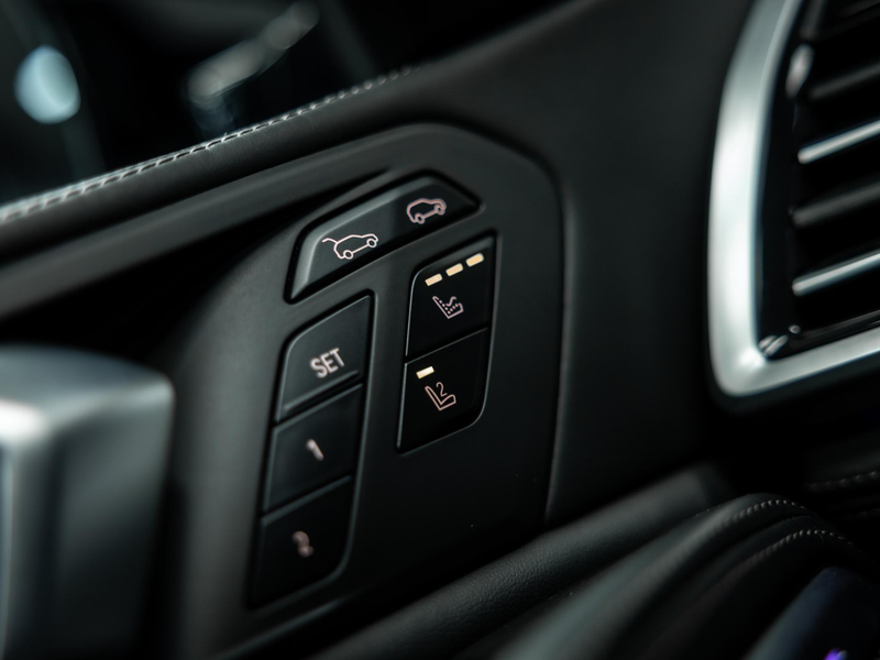 BMW X6 M50i High Executive — photo 25