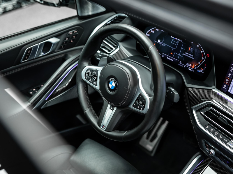 BMW X6 M50i High Executive — photo 32