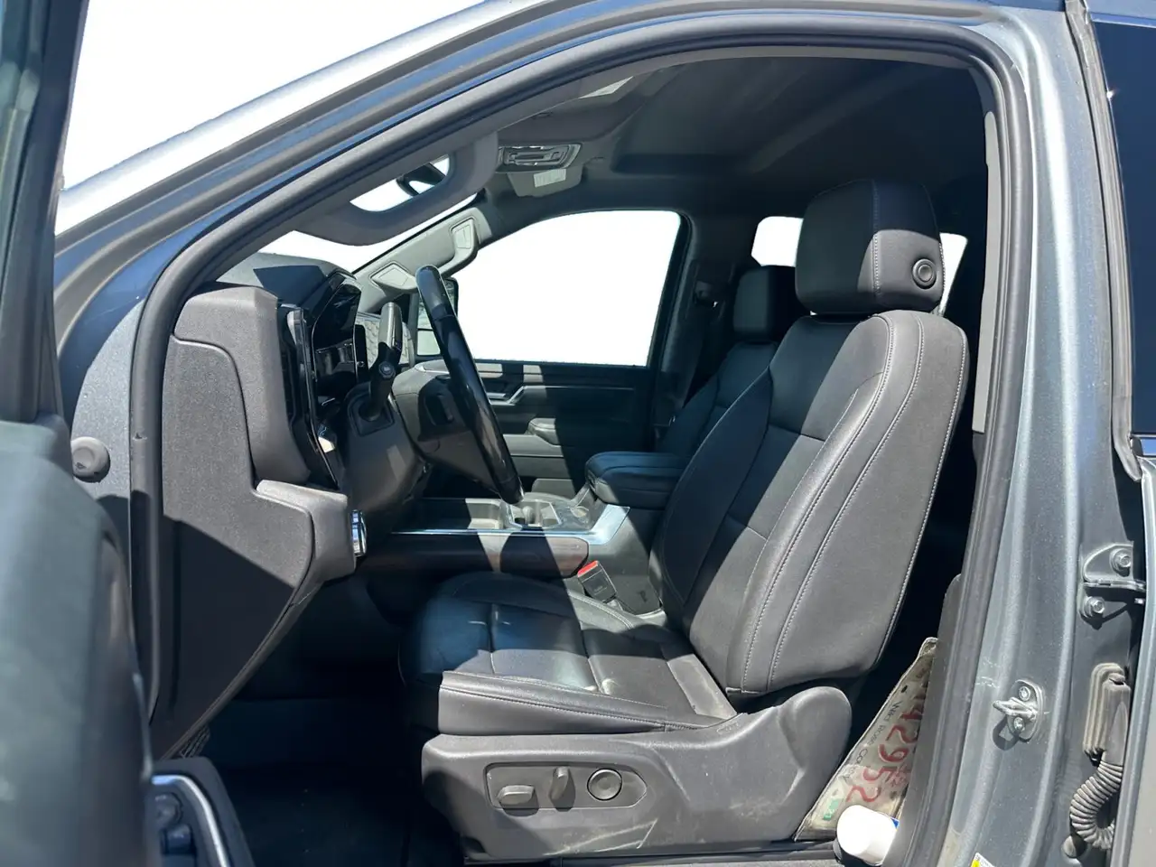 GMC Sierra 3500HD снимка GMC Sierra 3500HD