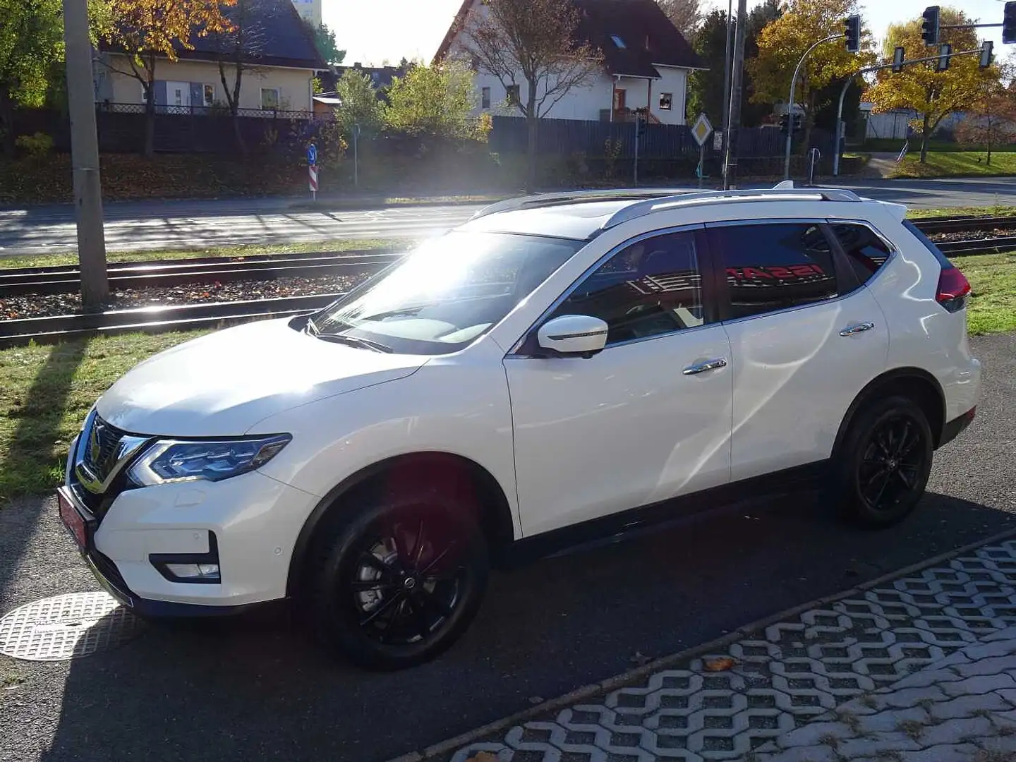Nissan X-Trail Diesel 1.7 dCi ALL-MODE 4x4i Xtronic N-Connecta Blanc - 2