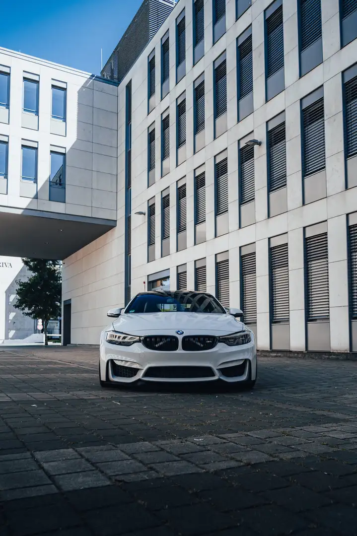 BMW M4 Competition LCI, ohne OPF, Deutsch Weiß - 2