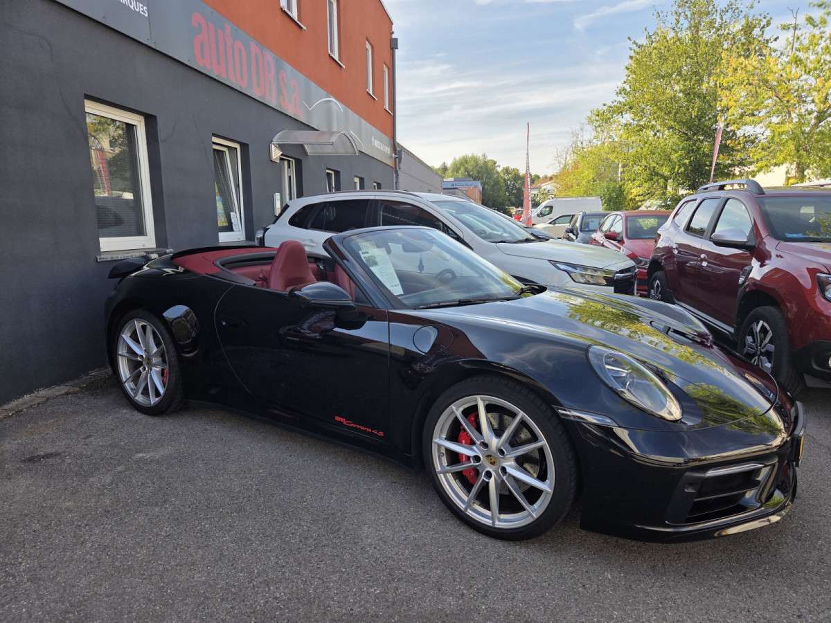 Porsche 992