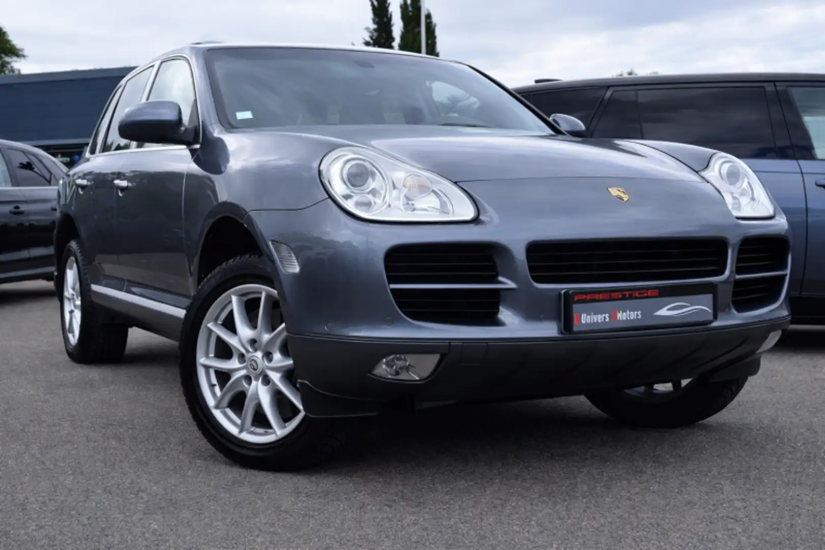 Porsche Cayenne (955) V6 TIPTRONIC Grau - 1