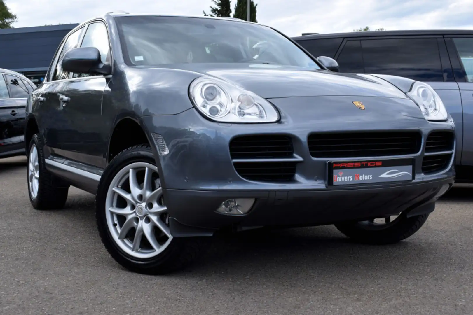 Porsche Cayenne (955) V6 TIPTRONIC Grau - 1