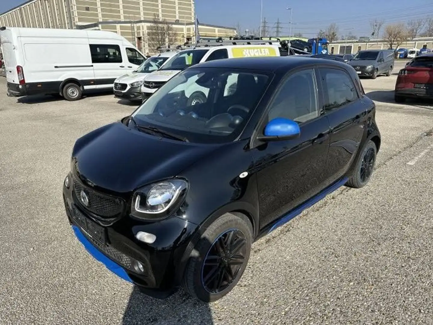 smart forFour 17,6kWh passion Schwarz - 1