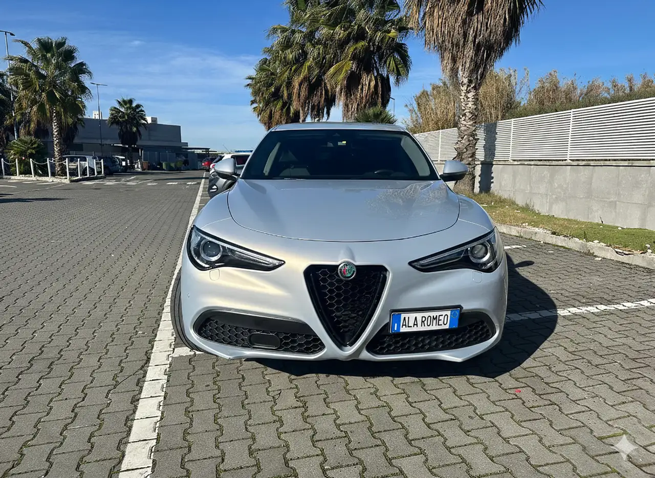 Alfa Romeo Stelvio 2021
