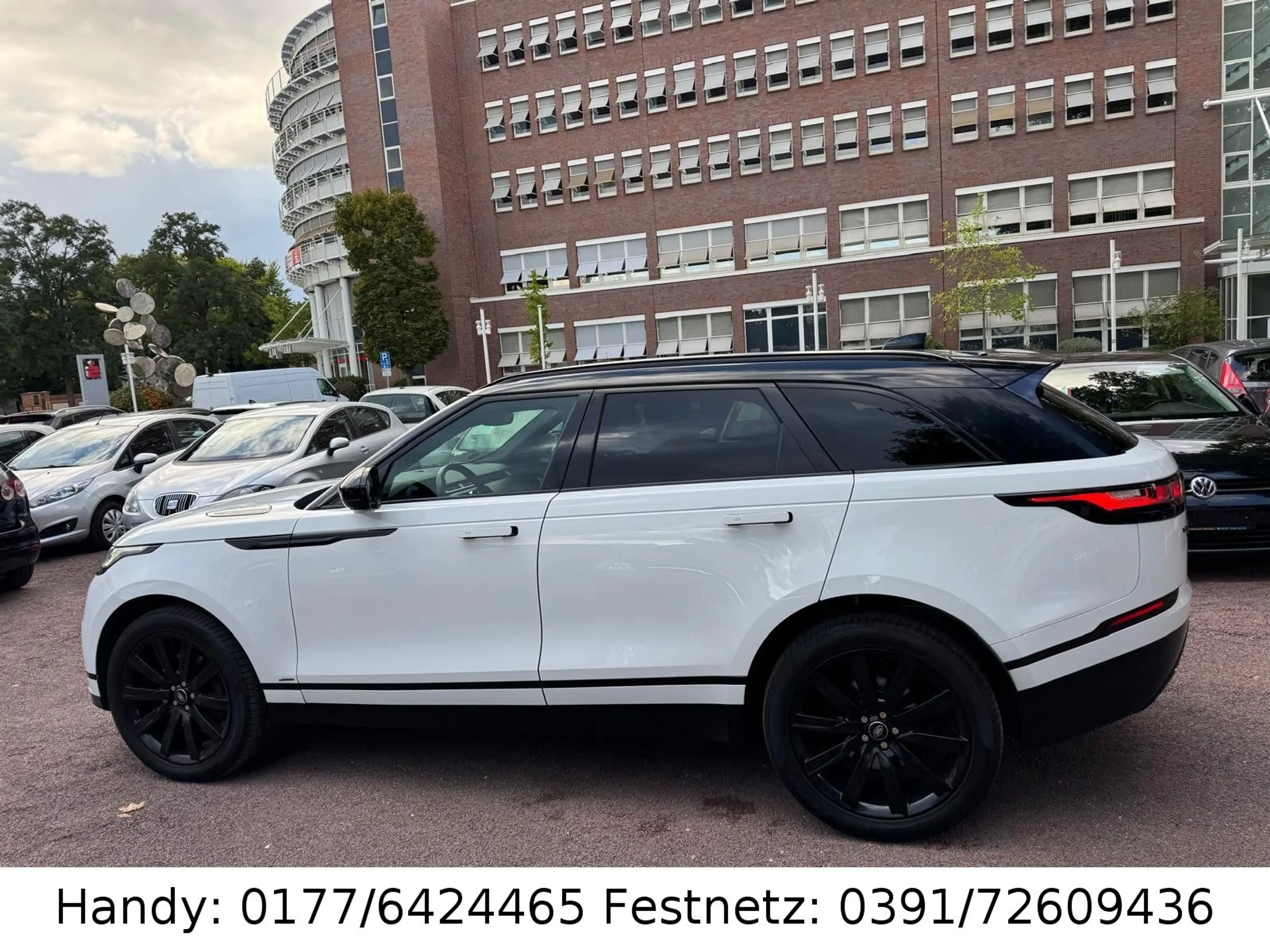 Land Rover Range Rover Velar 3.0 V6 R-Dynamic/LED/NAVI/LEDE — photo 3