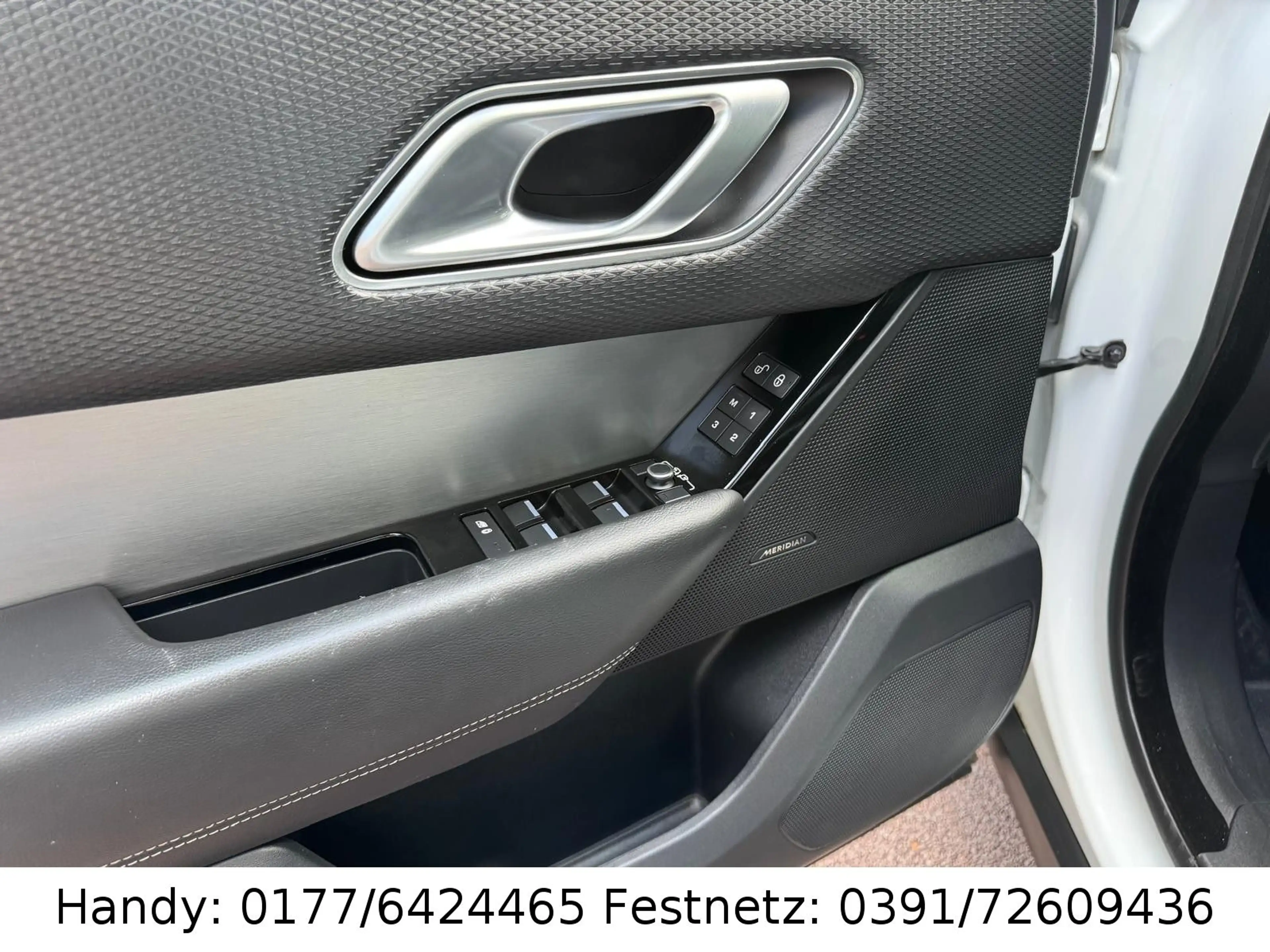Land Rover Range Rover Velar 3.0 V6 R-Dynamic/LED/NAVI/LEDE — photo 12