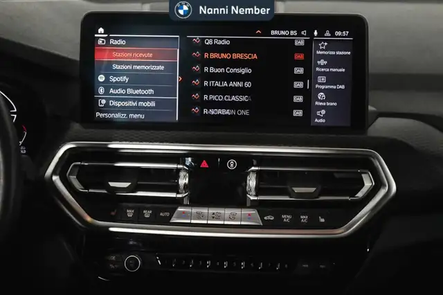 BMW X3 view 12