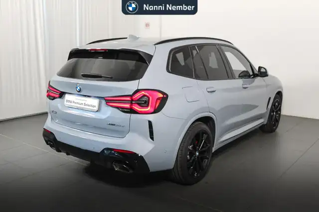 BMW X3 view 3