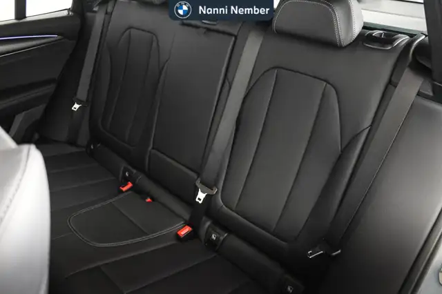 BMW X3 view 15