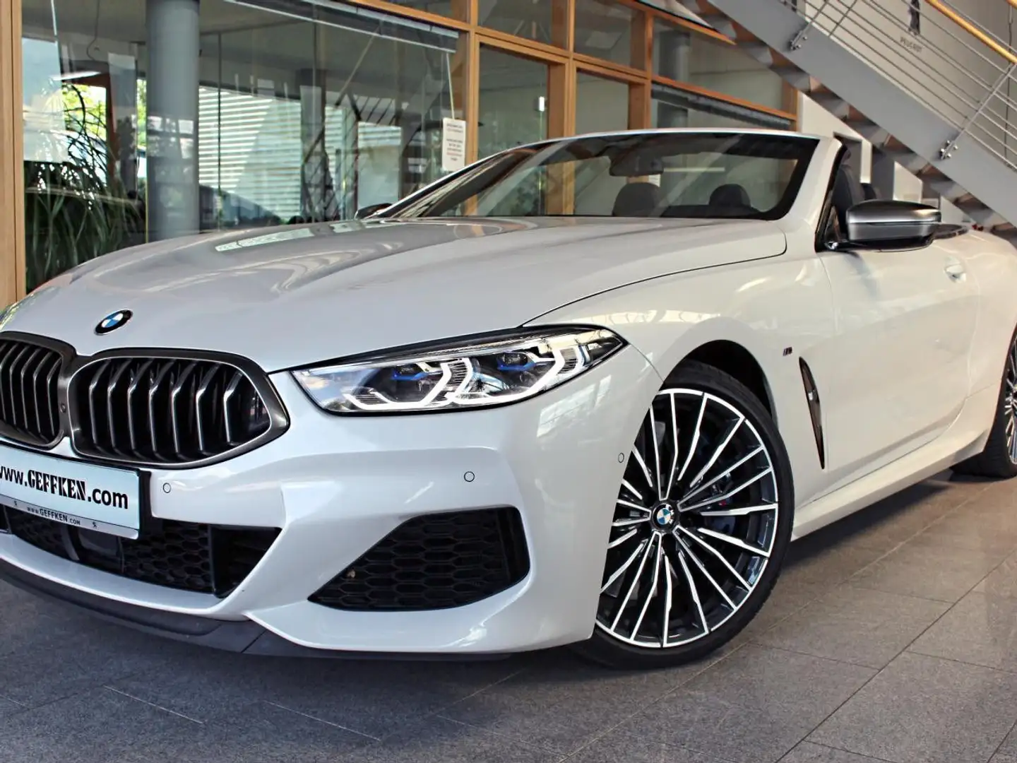 BMW M850 i xDrive Cabrio, 360, BuW, HUD, Laser! Navi Biały - 1