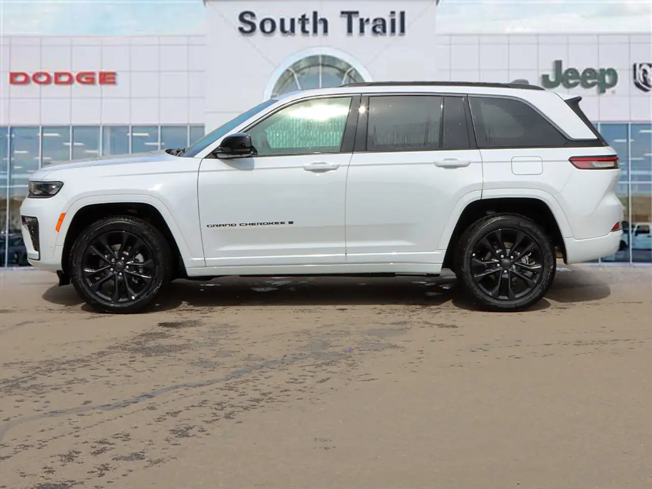 Jeep Grand Cherokee снимка Jeep Grand Cherokee