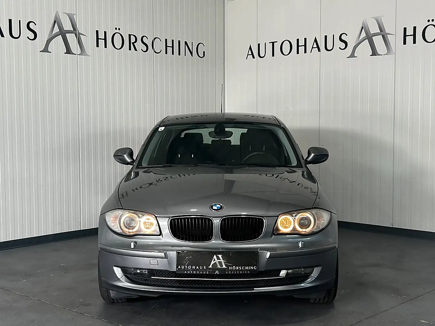 BMW 116 i Österreich-Paket Grau - 2