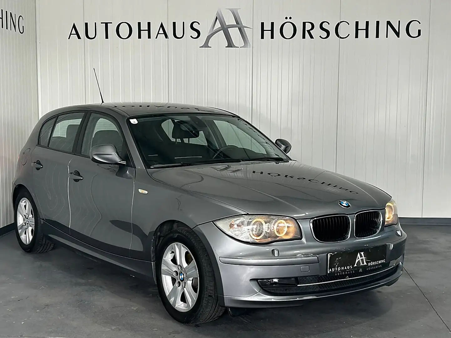 BMW 116 i Österreich-Paket Grau - 1