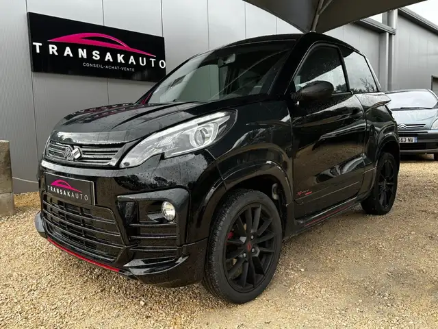 Ligier JS 60 JS60 478cc Ultimate / Climatisation / Sièges Chauffants / Caméra de Recul / Bluetooth