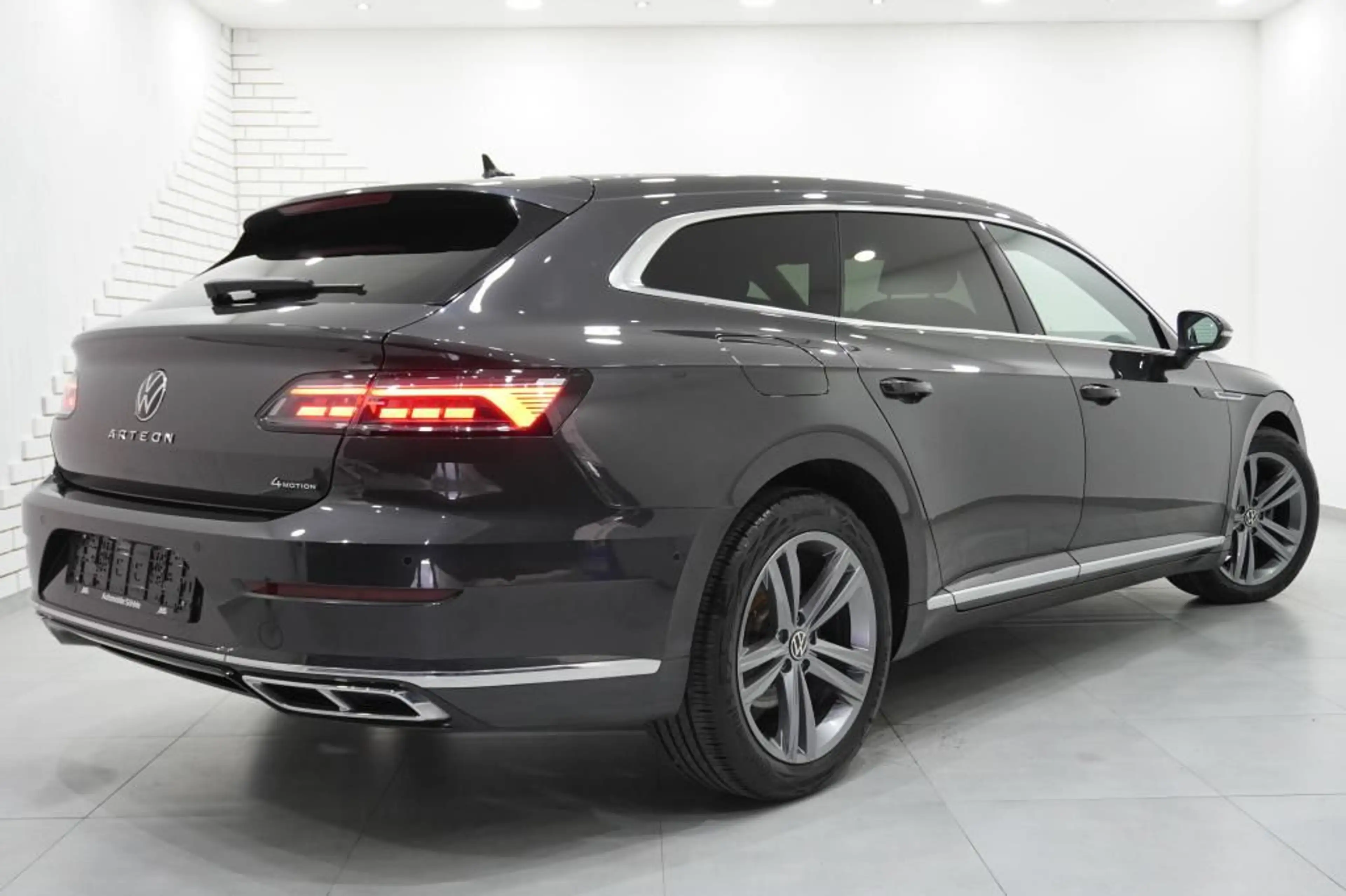 Volkswagen Arteon Shooting Brake 2.0 TDi 4M R-Line IQLight/ — photo 4