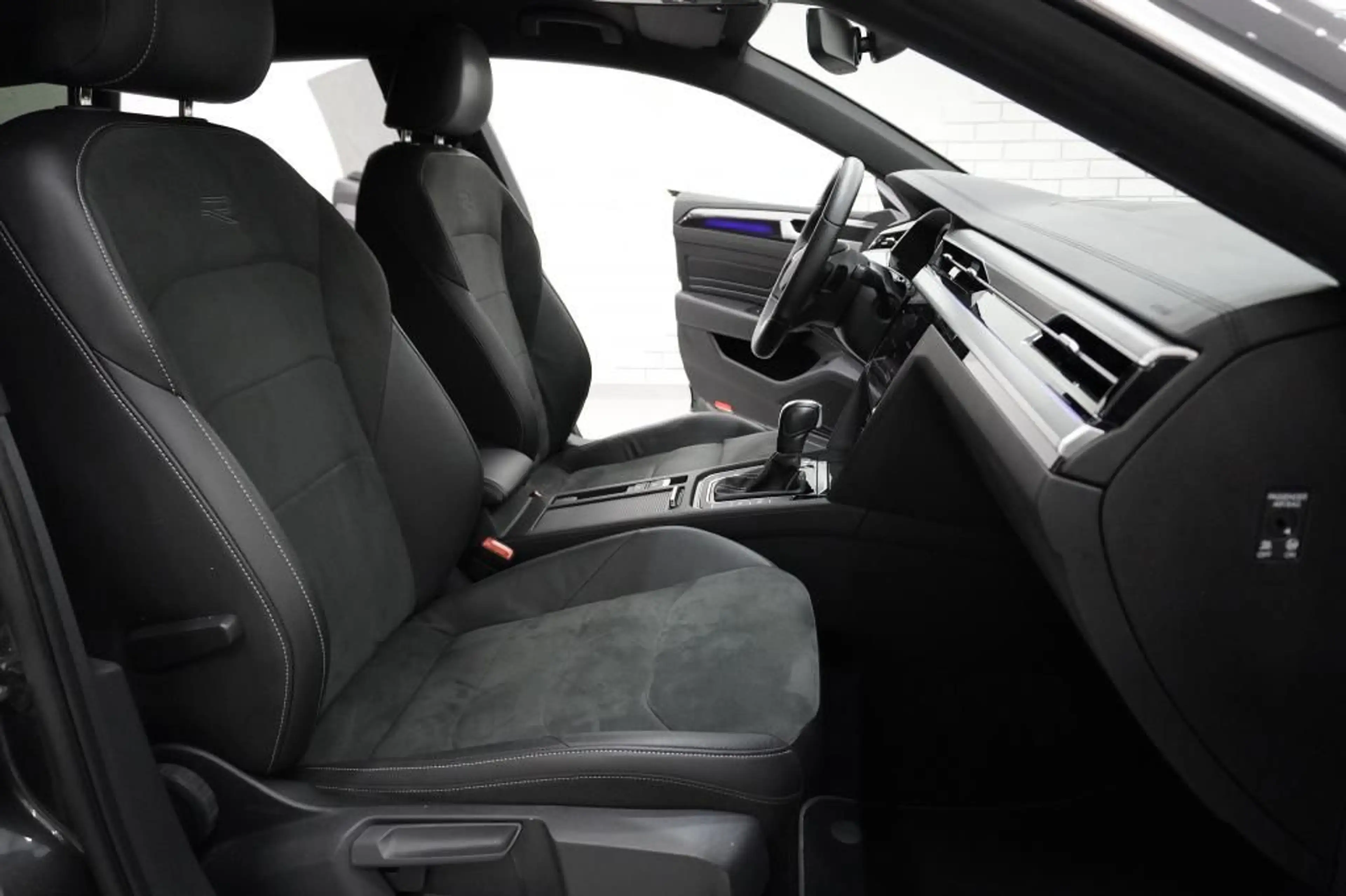 Volkswagen Arteon Shooting Brake 2.0 TDi 4M R-Line IQLight/ — photo 5