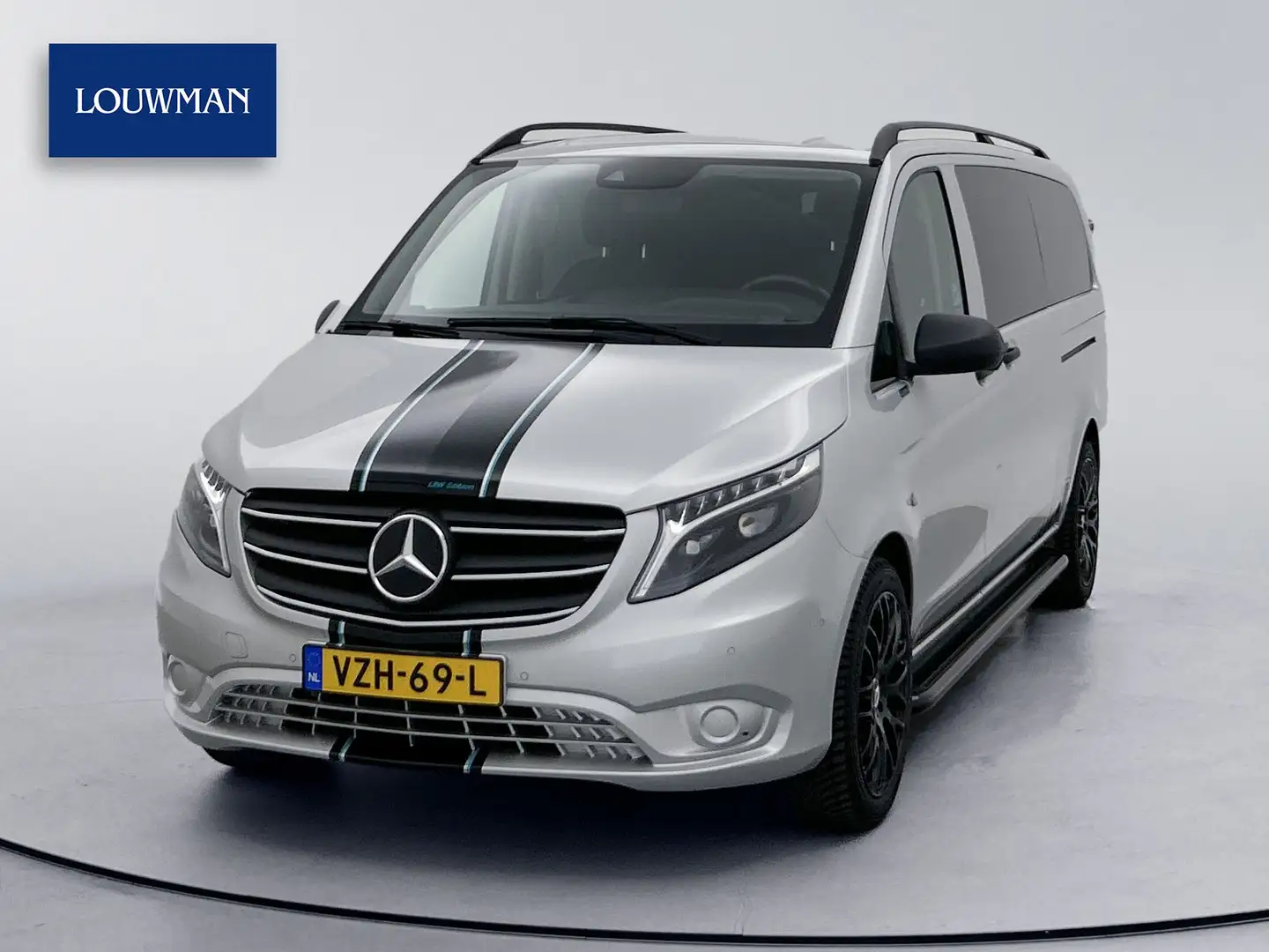 Mercedes-Benz Vito 114 CDI Extra Lang DC 19" inch AMG Dubbele Cabine Stříbrná - 1