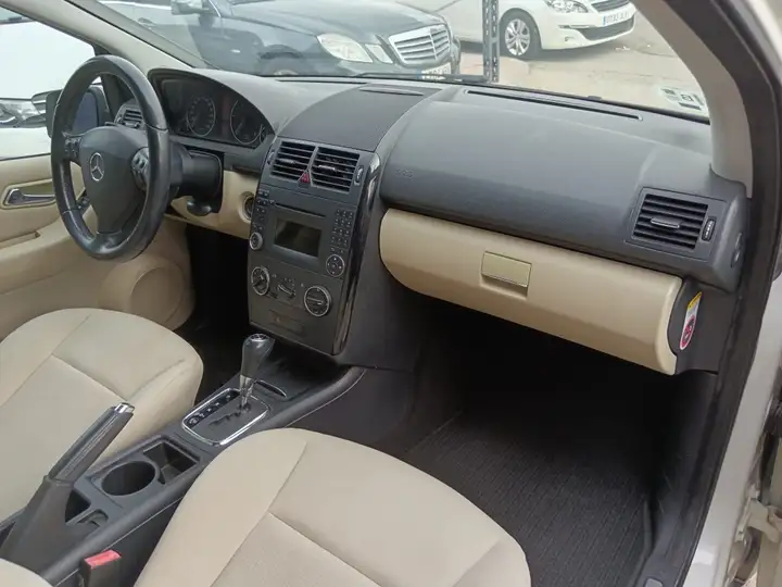 Mercedes-Benz Clase A 2011, foto 16