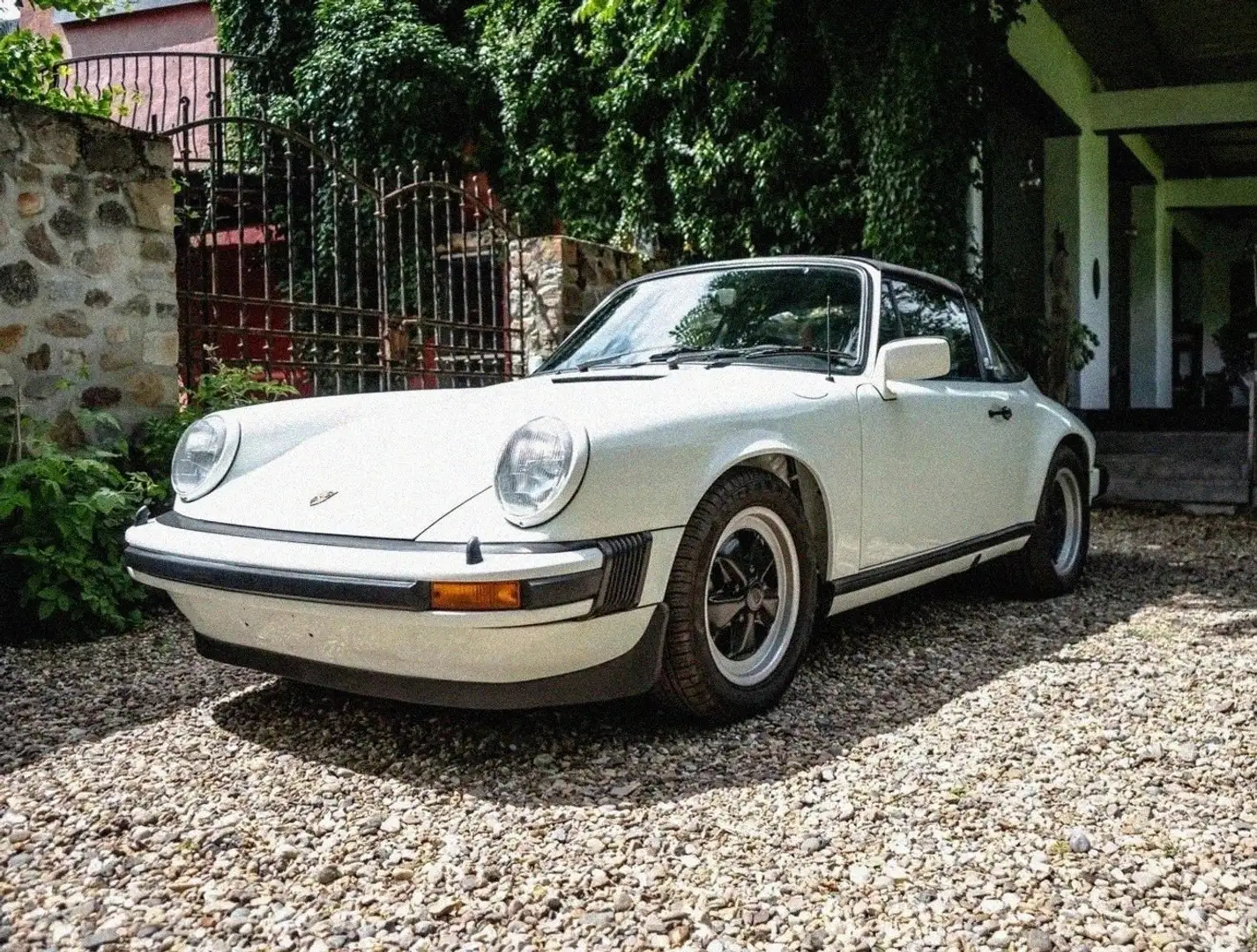 Porsche 911 911 3.0 SC Targa Blanc - 1