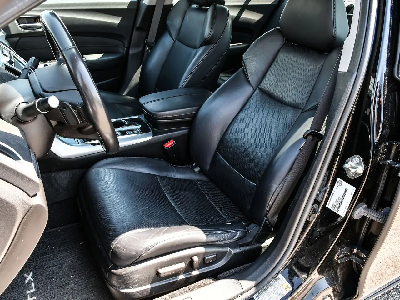 Acura TLX снимка Acura TLX