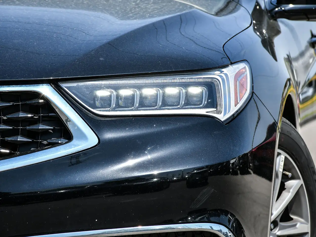 Acura TLX снимка Acura TLX