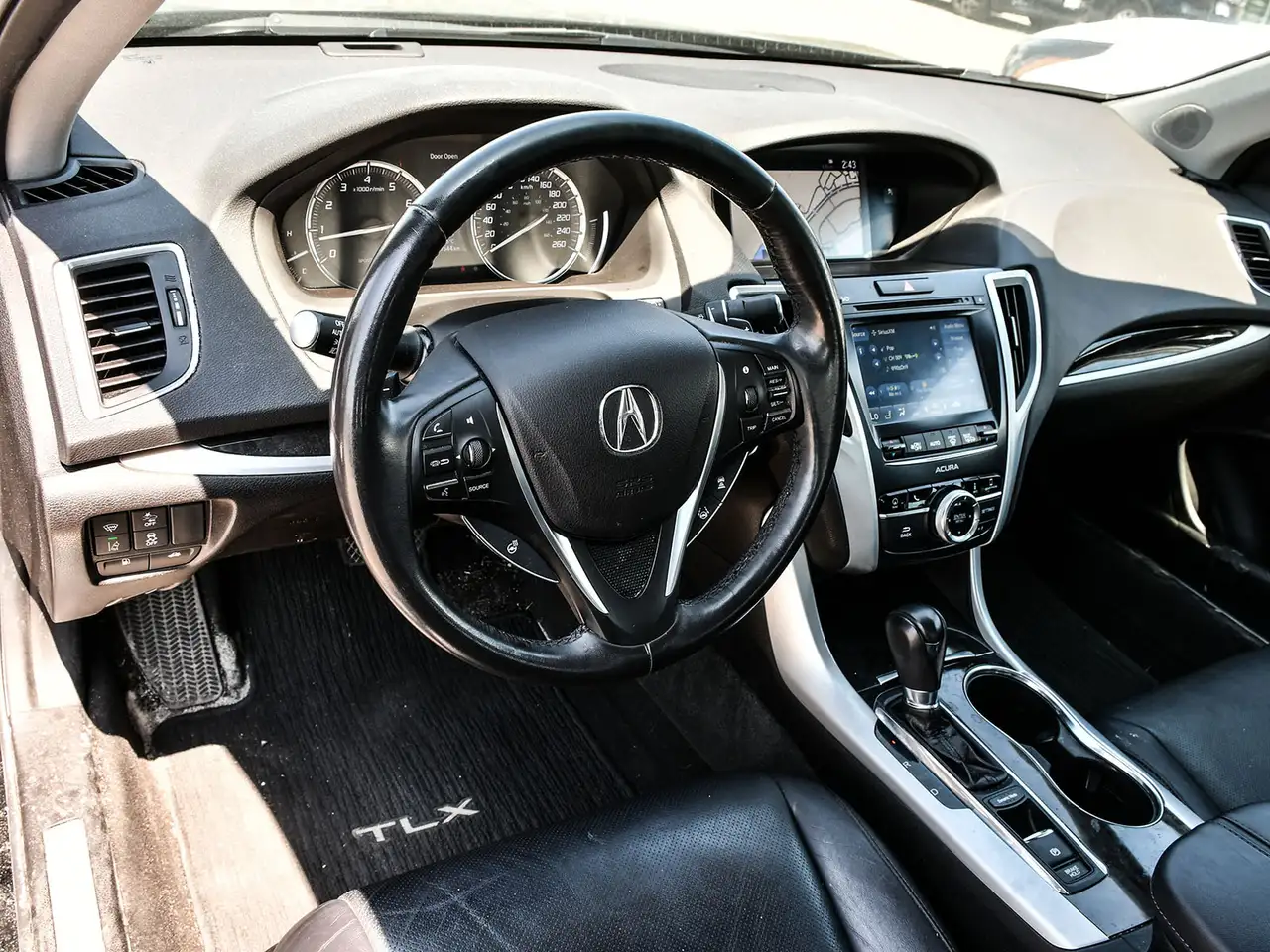Acura TLX снимка Acura TLX