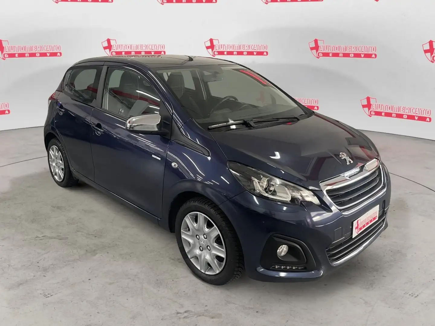 Peugeot 108 PureTech 82 5 porte Style Azul - 2
