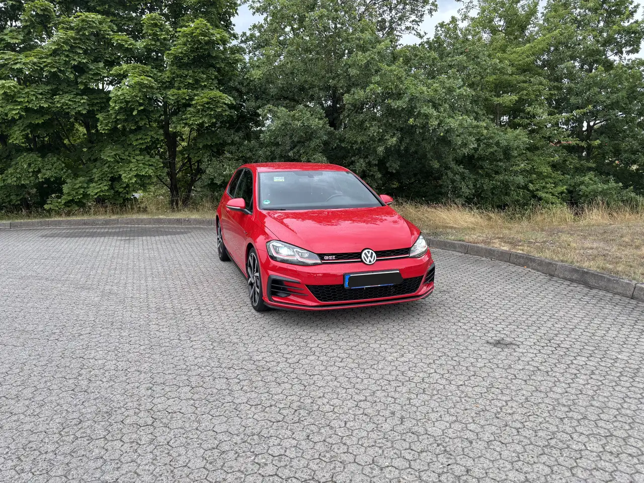 Volkswagen Golf GTI