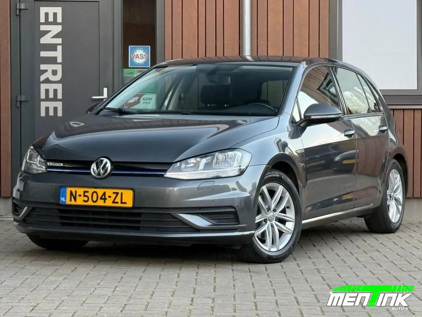 Volkswagen Golf 1.5 TSI DSG acc stoelverw. goed onderhouden! Grijs - 1