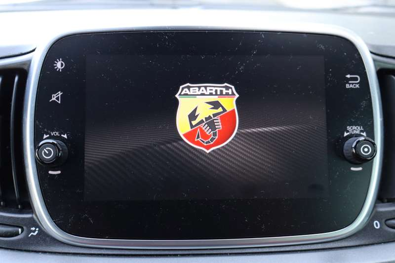Abarth 595 Turismo 595 1.4 T-Jet Turismo Leder/Navi/CarPlay/PDC/DAB — photo 6