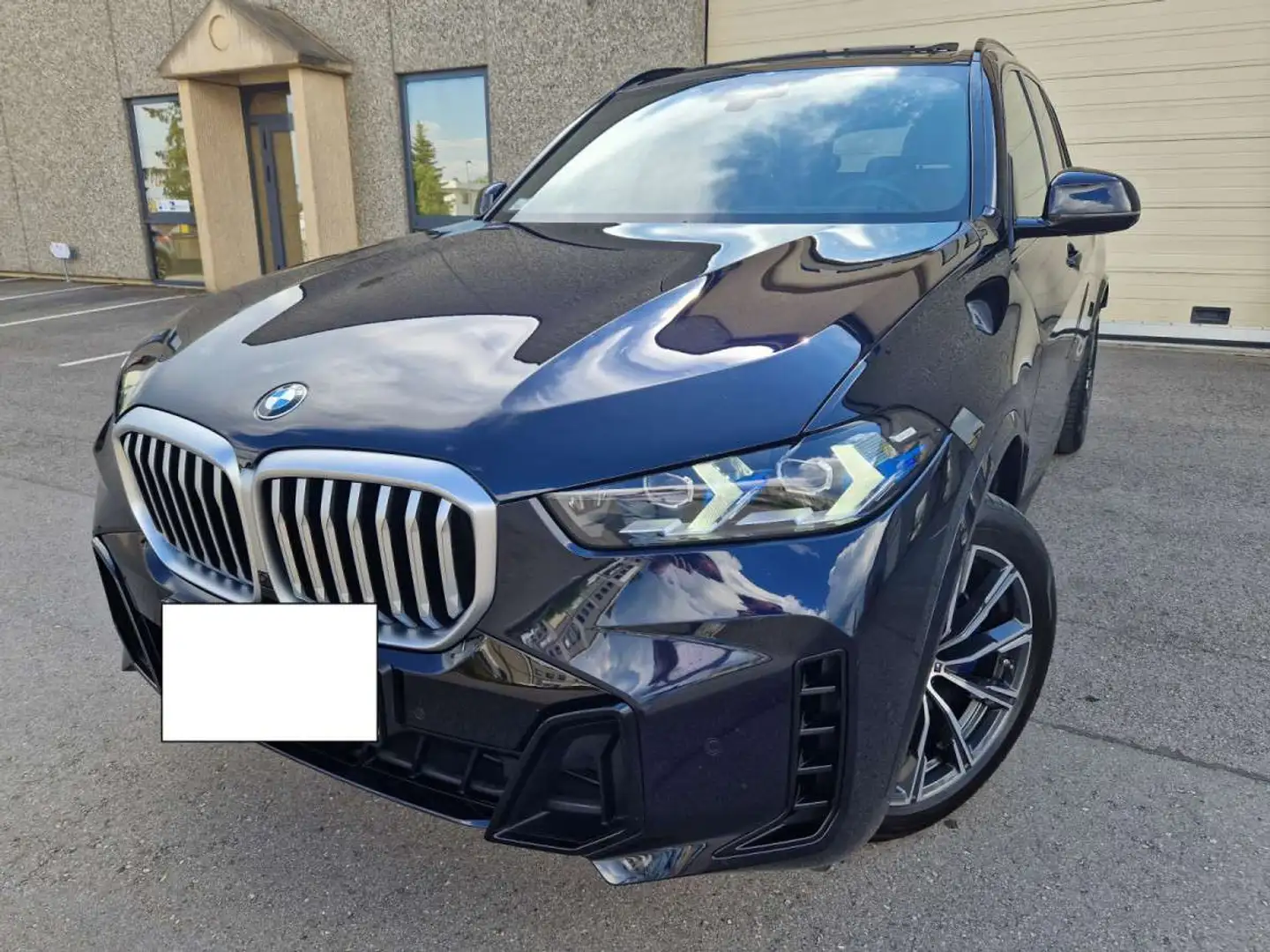 BMW X5 xDrive 40i PACK M 2023 381CV Mild Hybrid 48V Noir - 2