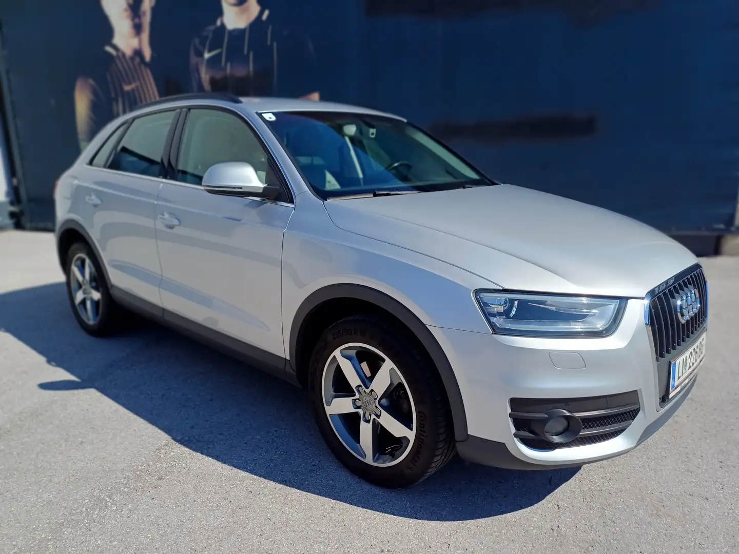 Audi Q3 Style 2.0 TDI*Sitzheizung*AHK*Unterbodenschutz Silber - 1