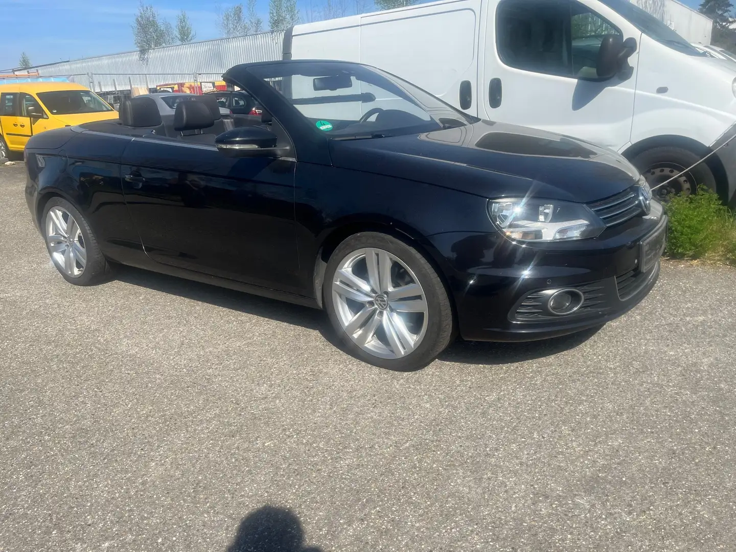 Volkswagen Eos Sport Style 2.0 Tdi DSG Schwarz - 2
