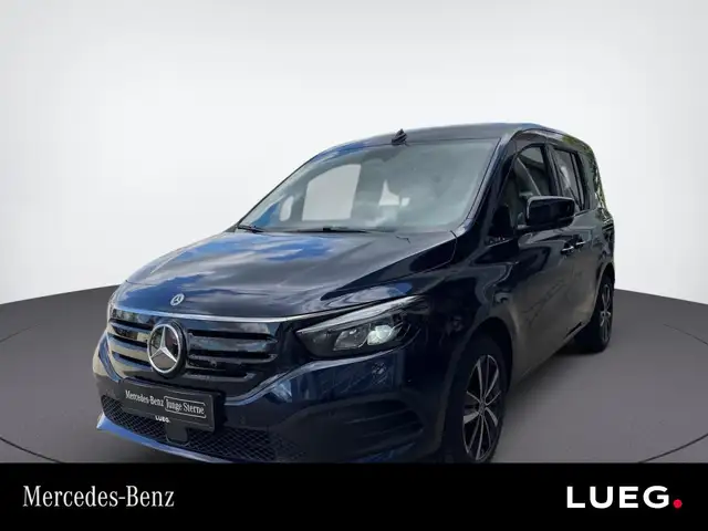 Mercedes-Benz EQT 200 standard Perf SpurW AUT Fernlichtass. LM