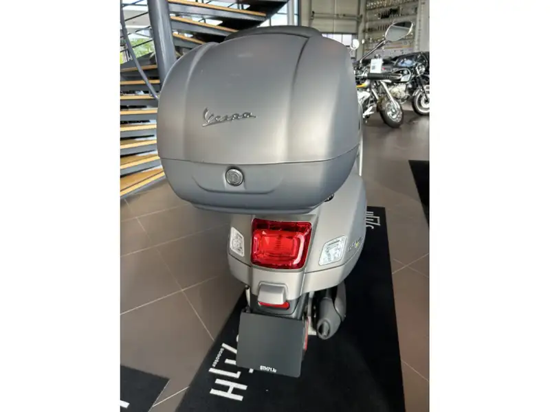 Vespa GTS 125 - foto 8