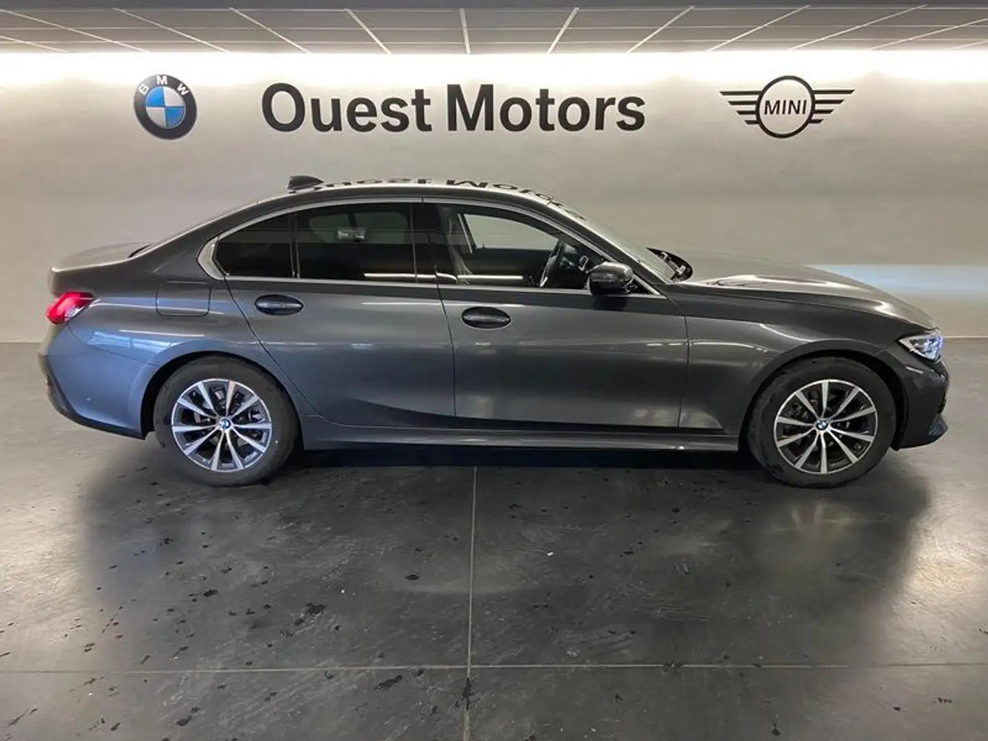 BMW 318 318dA MH 150ch Business Design Gris - 1