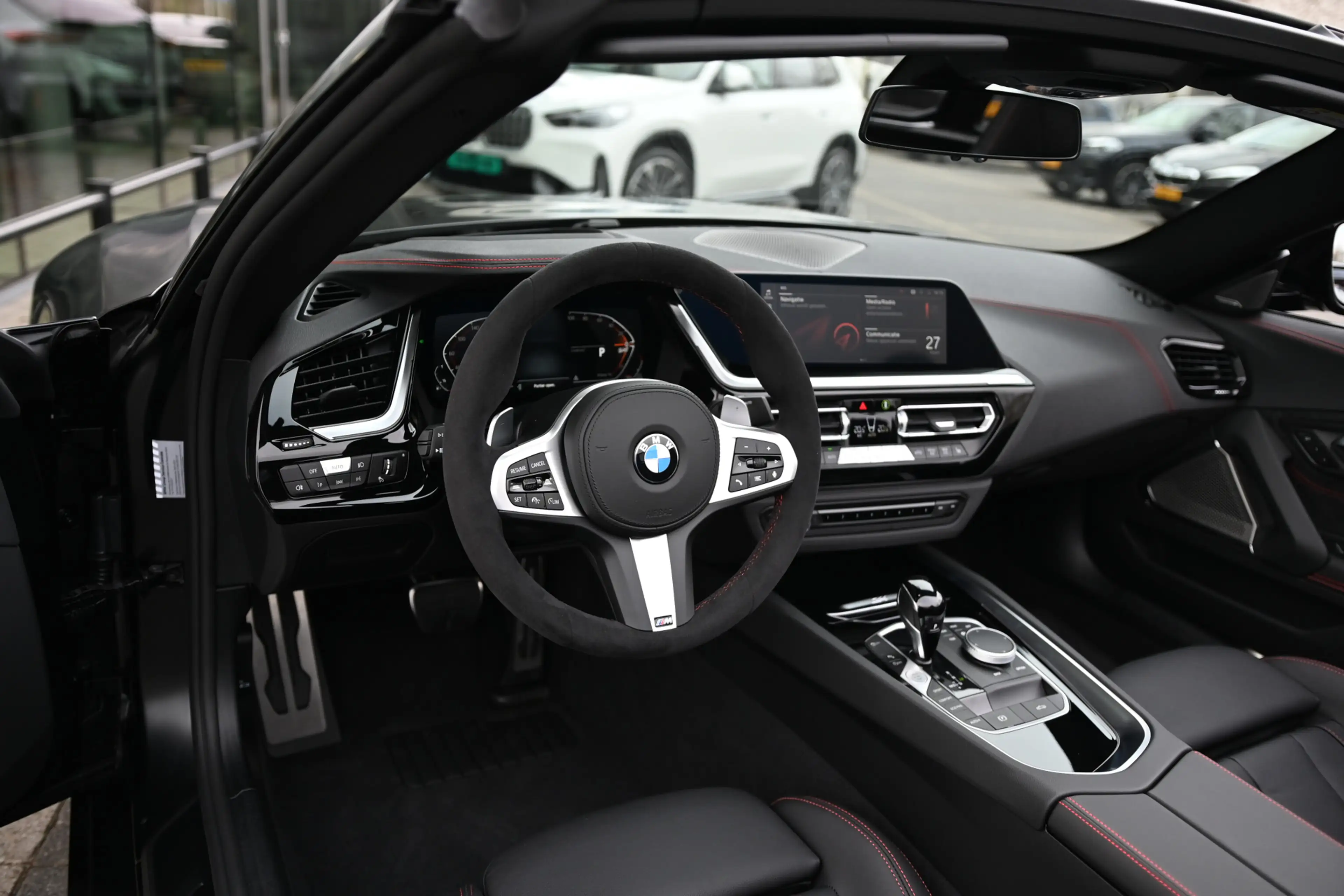 BMW Z4 Roadster sDrive30i Final Edition Automaat / M Spor — photo 8